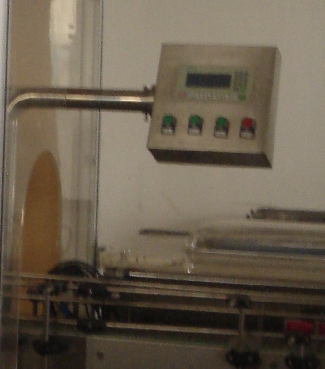 雙計量全自動定量食用油灌裝機操控臺